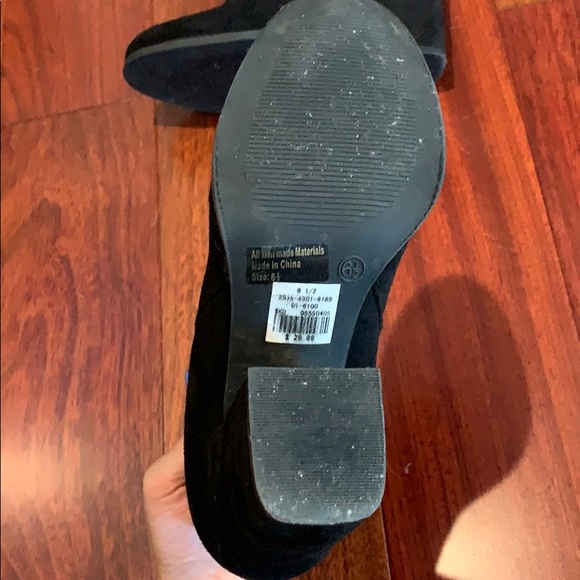 Black booties - Picture 3 of 3